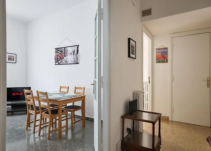 Apartment Domus Erasmo Rome