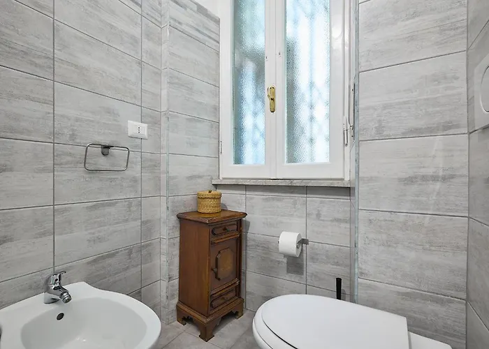 Apartment Domus Erasmo Rome
